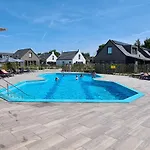 בית נופש 516 Op Recreatiepark De Wielen סנט מארטן