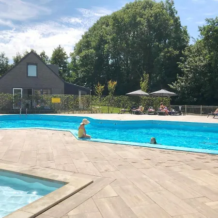 516 Op Recreatiepark De Wielen *