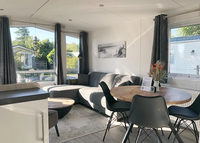 516 Op Recreatiepark De Wielen בית נופש