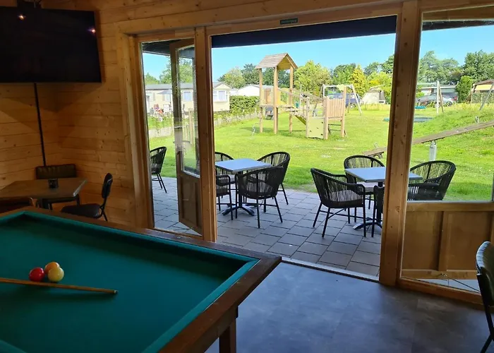 516 Op Recreatiepark De Wielen בית נופש סנט מארטן